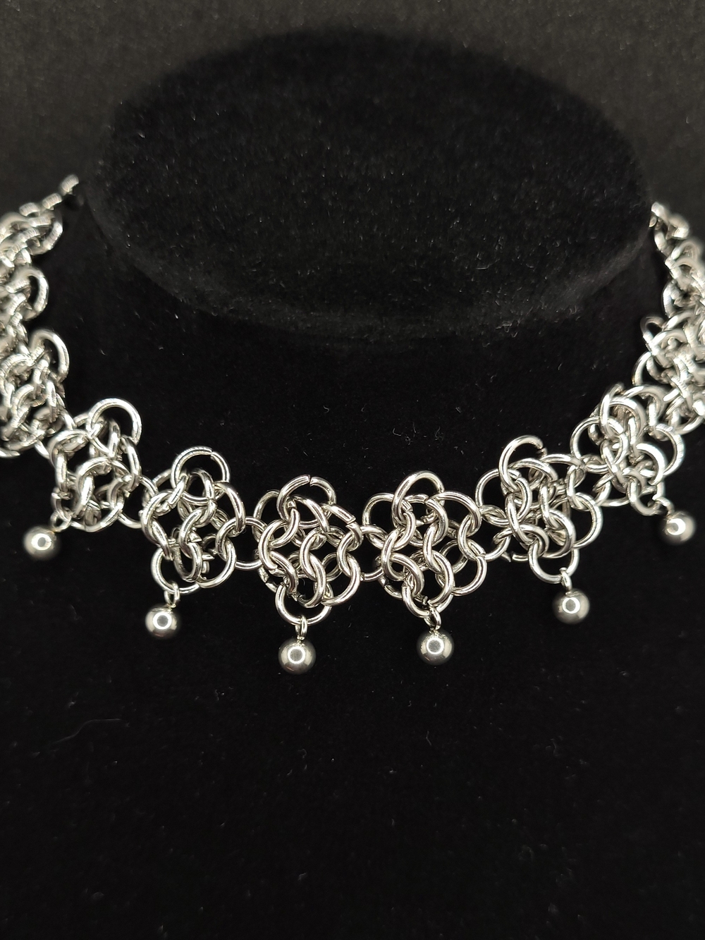 Chainmaille Floral Choker Necklace In Stainless Steel